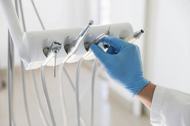 Professional Emergency Dentist technician working in Harper, TX